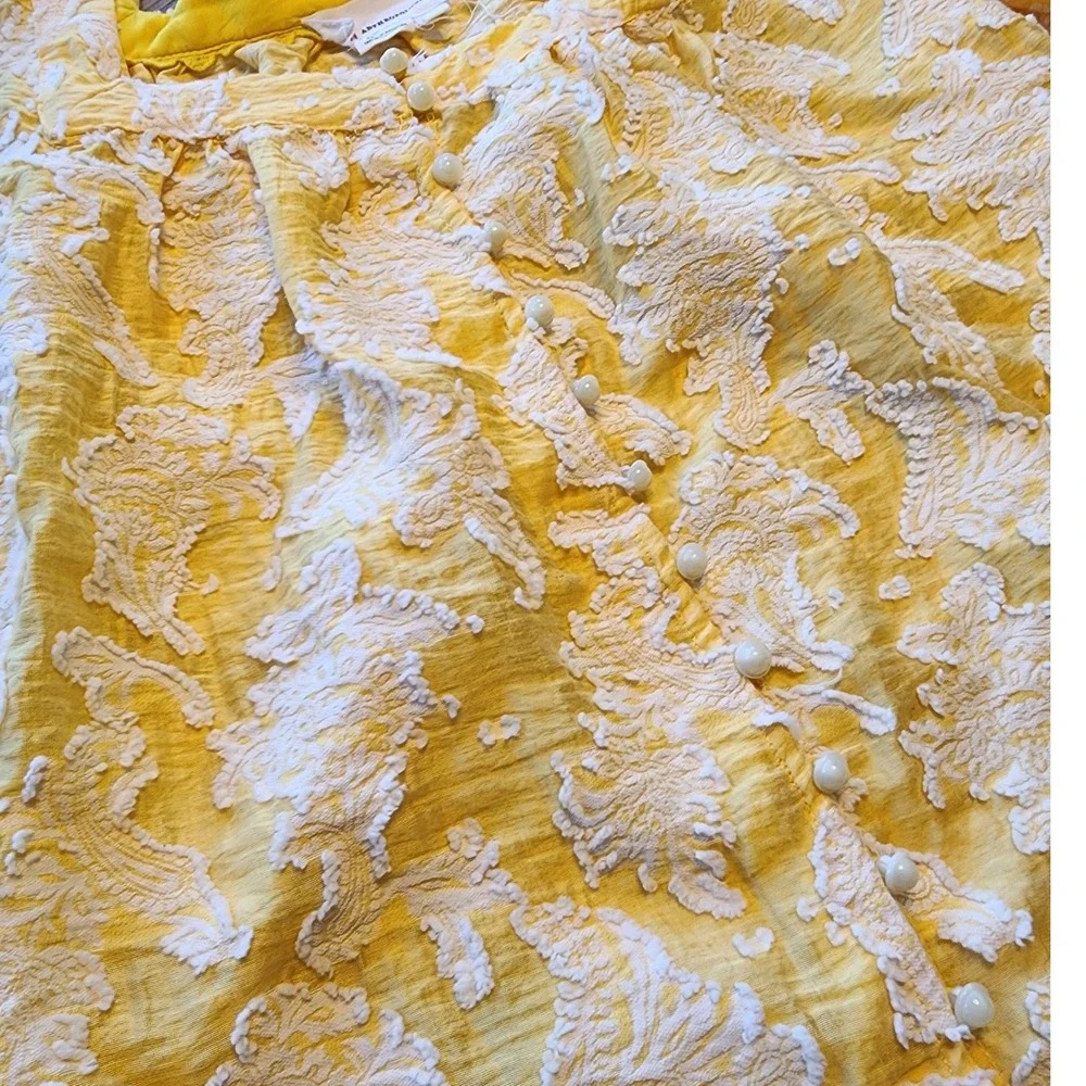 Anthropologie ☀️anthropologie textured